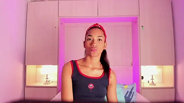 AnahiCollins online show from February 17, 11:31 am