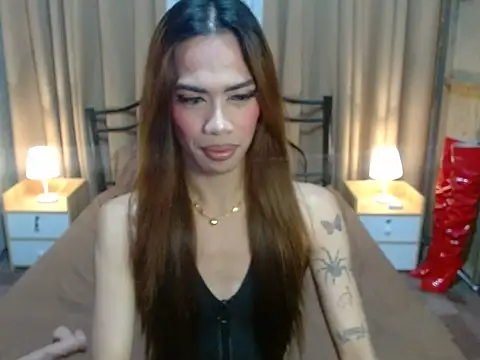 Snapshot of AsianGoddess18 chatting on September 30, 8:31 am AsianGoddess18 online show from September 30, 8:31 am