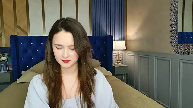 EvaSwen online show from March 8, 9:18 pm