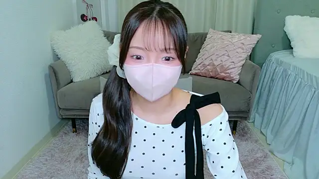 Seira  nn online show from November 19, 1:22 pm