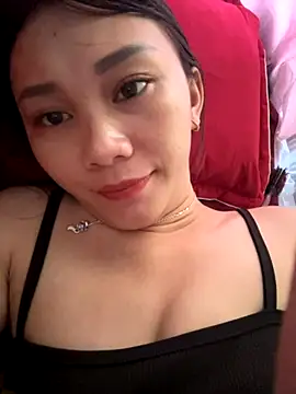 Snapshot of Ami-mi00 chatting on October 13, 12:46 am Ami-mi00 online show from October 13, 12:46 am