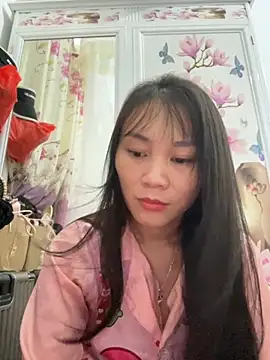 Snapshot of Ami-mi00 chatting on October 19, 4:20 pm Ami-mi00 online show from October 19, 4:20 pm