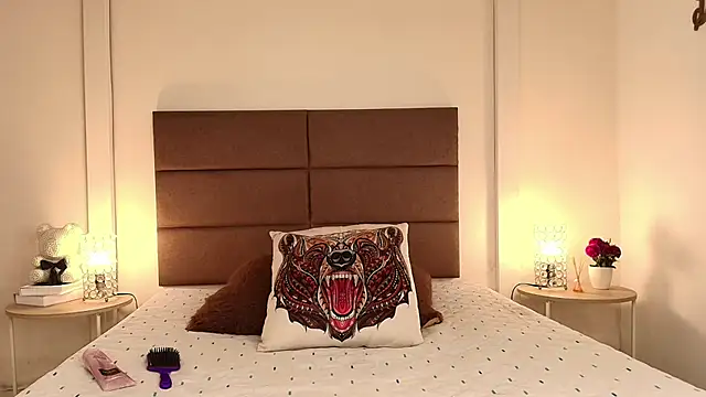 NatashaTaylor online show from June 27, 4:13 pm
