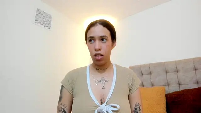 Annie roselle online show from January 7, 5:49 pm