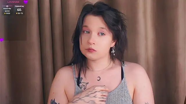 EviaVanveen online show from January 8, 7:56 am