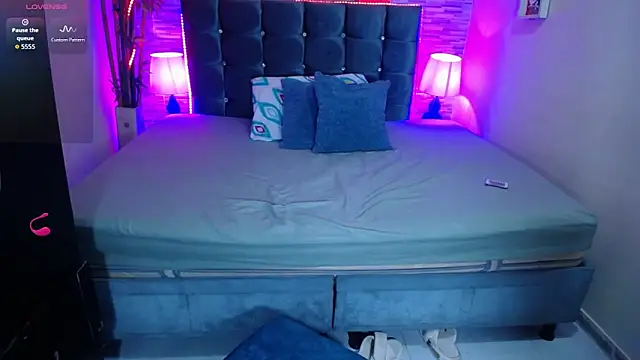 Michellx hot2 online show from March 11, 4:38 am