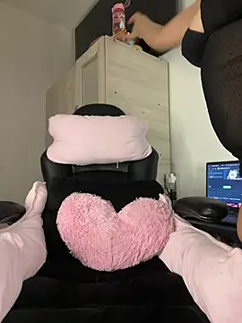 Miichii online show from May 14, 12:05 am