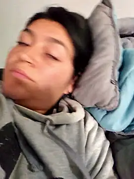 alejitasweet online show from January 13, 4:44 pm