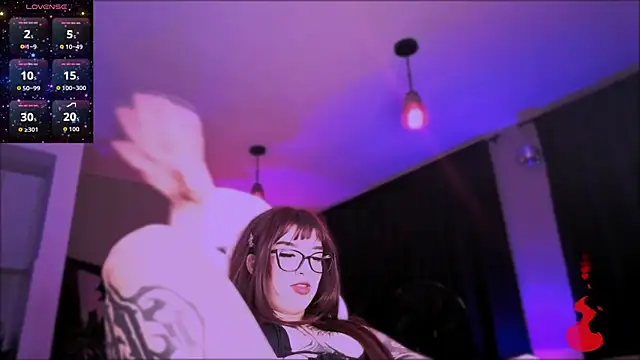 VanessaBlackrose online show from April 26, 4:10 am