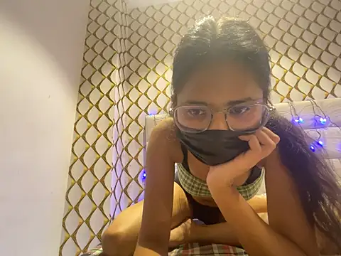 dubyzubygirl online show from October 10, 6:46 pm