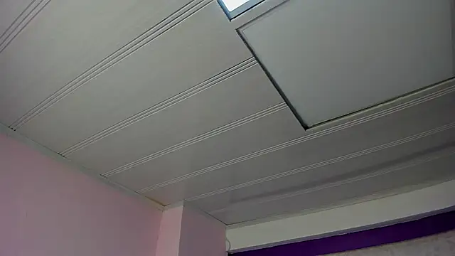 LeaMoreau22 online show from November 18, 11:55 am