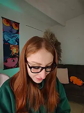 Bennuluspeach  online show from July 19, 6:54 pm