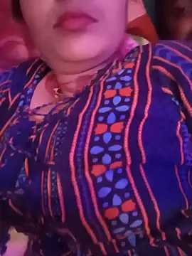Neelam-baby1 online show from June 14, 6:52 pm