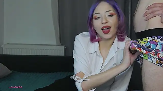 Dahliacruzz online show from May 7, 5:16 pm