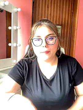 Ginny Pink online show from October 17, 1:25 pm