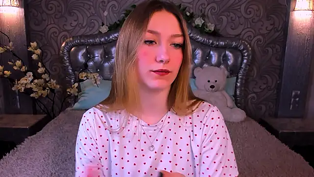 AngelAnabelle online show from January 31, 8:29 pm