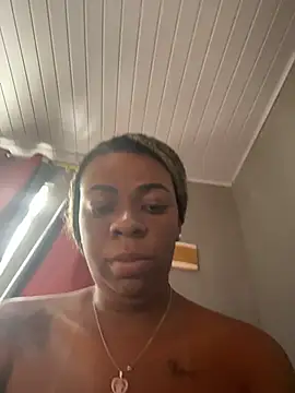 Priihmedeiros online show from August 4, 11:38 am