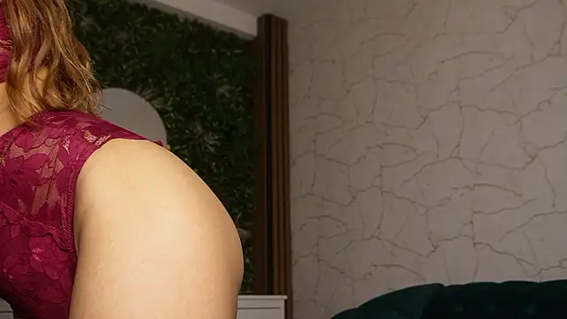 sisi von dee online show from February 27, 9:25 pm