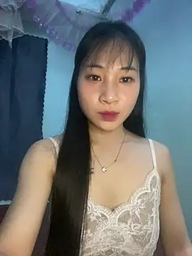 banlinh004 online show from August 5, 2:12 pm
