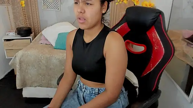 AriaVega online show from July 16, 1:59 pm