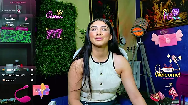 nicolepalmer online show from July 13, 10:05 am