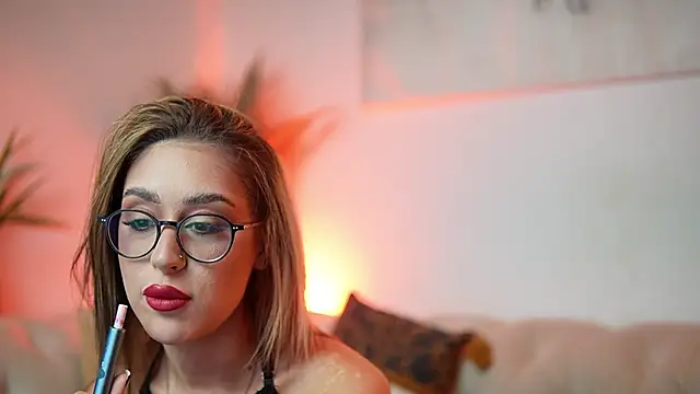 AileenKiss online show from October 12, 6:54 pm