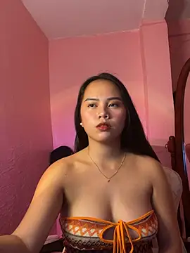 Funtasee Andi online show from May 27, 3:31 pm