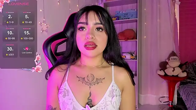 emma soffia online show from February 6, 10:24 pm