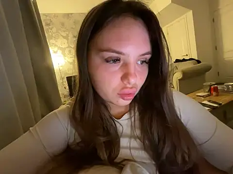 Snapshot of EllaStarrxxx chatting on October 28, 5:57 am EllaStarrxxx online show from October 28, 5:57 am