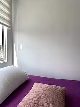 SabrinaEvanss  online show from October 22, 3:28 pm