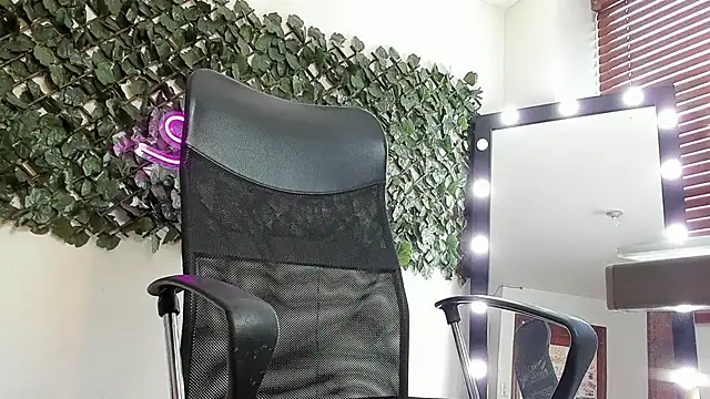 Samanta Ortiz online show from January 17, 7:43 pm