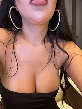 ANGELIKA7741 online show from July 10, 6:30 pm