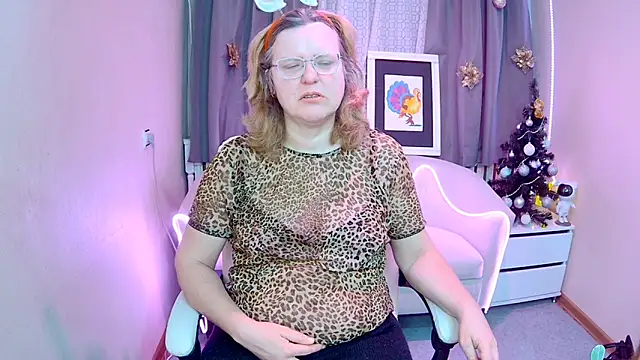 VestaWoody online show from November 27, 7:22 am