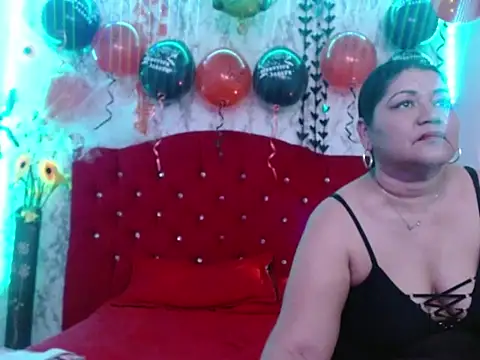 Snapshot of DannaLanegra2 chatting on October 16, 7:38 pm DannaLanegra2 online show from October 16, 7:38 pm