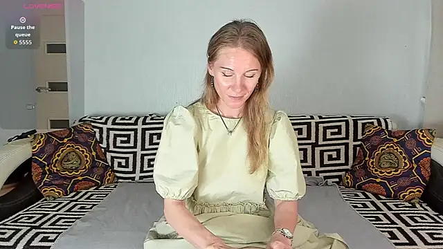 Amalia Mio online show from August 2, 8:50 am