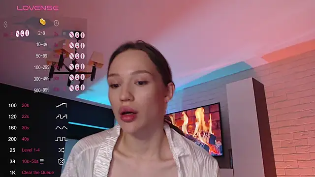 Jade Lumin online show from November 6, 2:45 pm