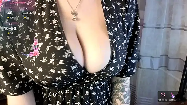 KristiBloom online show from July 11, 11:27 pm
