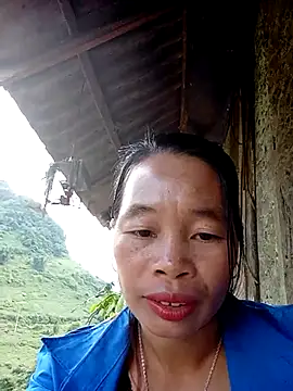 Snapshot of chieu_xinh chatting on October 9, 3:21 am chieu xinh online show from October 9, 3:21 am