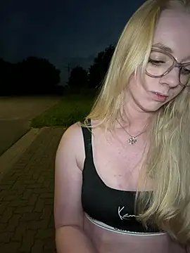 LinaLeana online show from July 25, 8:16 pm