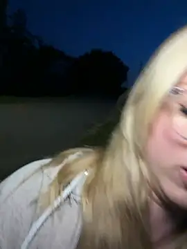 LinaLeana online show from July 3, 8:37 pm