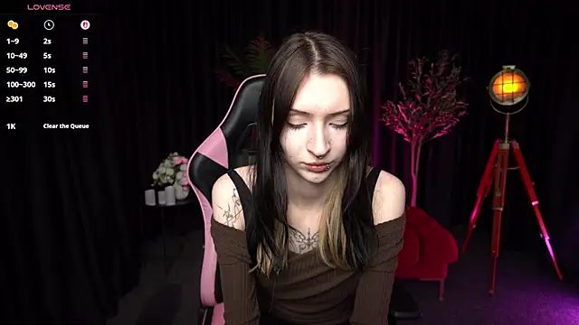 Trix Void online show from March 12, 11:24 am