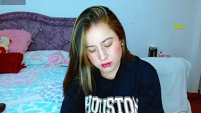 Hanssel tess online show from November 27, 8:12 pm