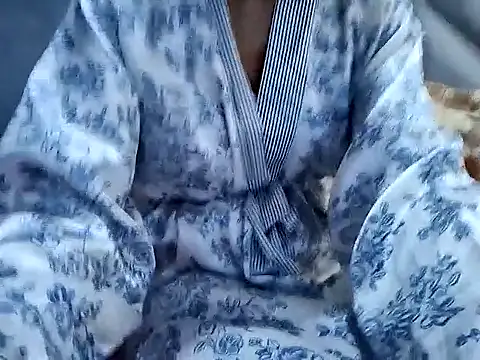 NaughtyCouga online show from June 15, 5:18 am