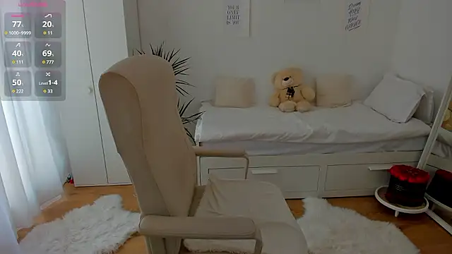 bubbledoll77 online show from March 17, 9:13 am