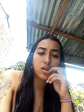 Queen sofya online show from December 2, 6:10 pm