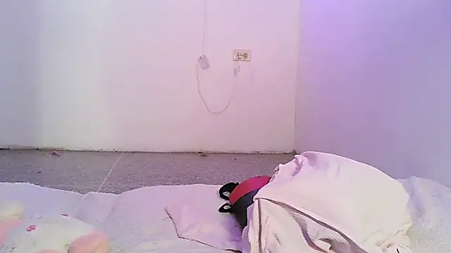 EmuOtori online show from March 3, 12:44 pm