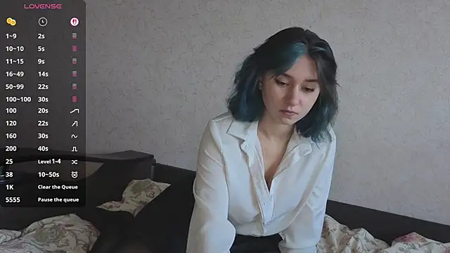 MiaLovelyOne online show from June 22, 8:44 am