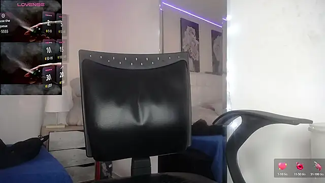 soffycarter1 online show from July 26, 3:31 pm