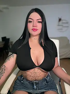 dulcemarianh  online show from July 17, 3:44 am