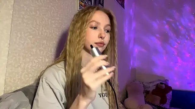 Olivia Somevel online show from October 15, 3:03 pm